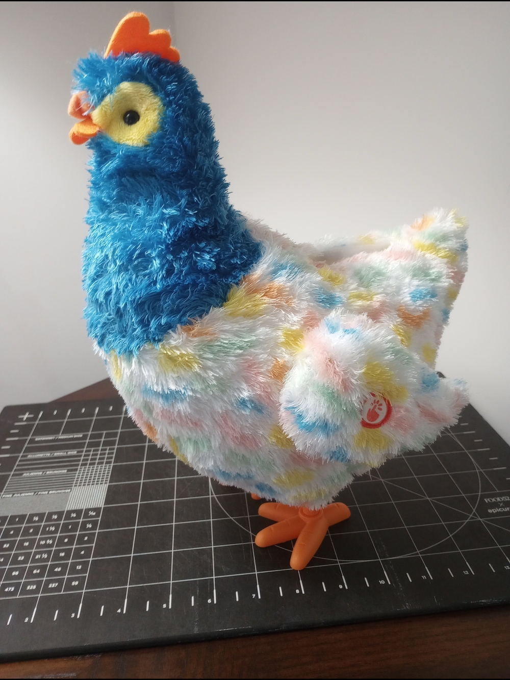 Hallmark Rockin Springtime Egg Laying Hen Sing Dance Stuffed Animal 3 Eggs Parts